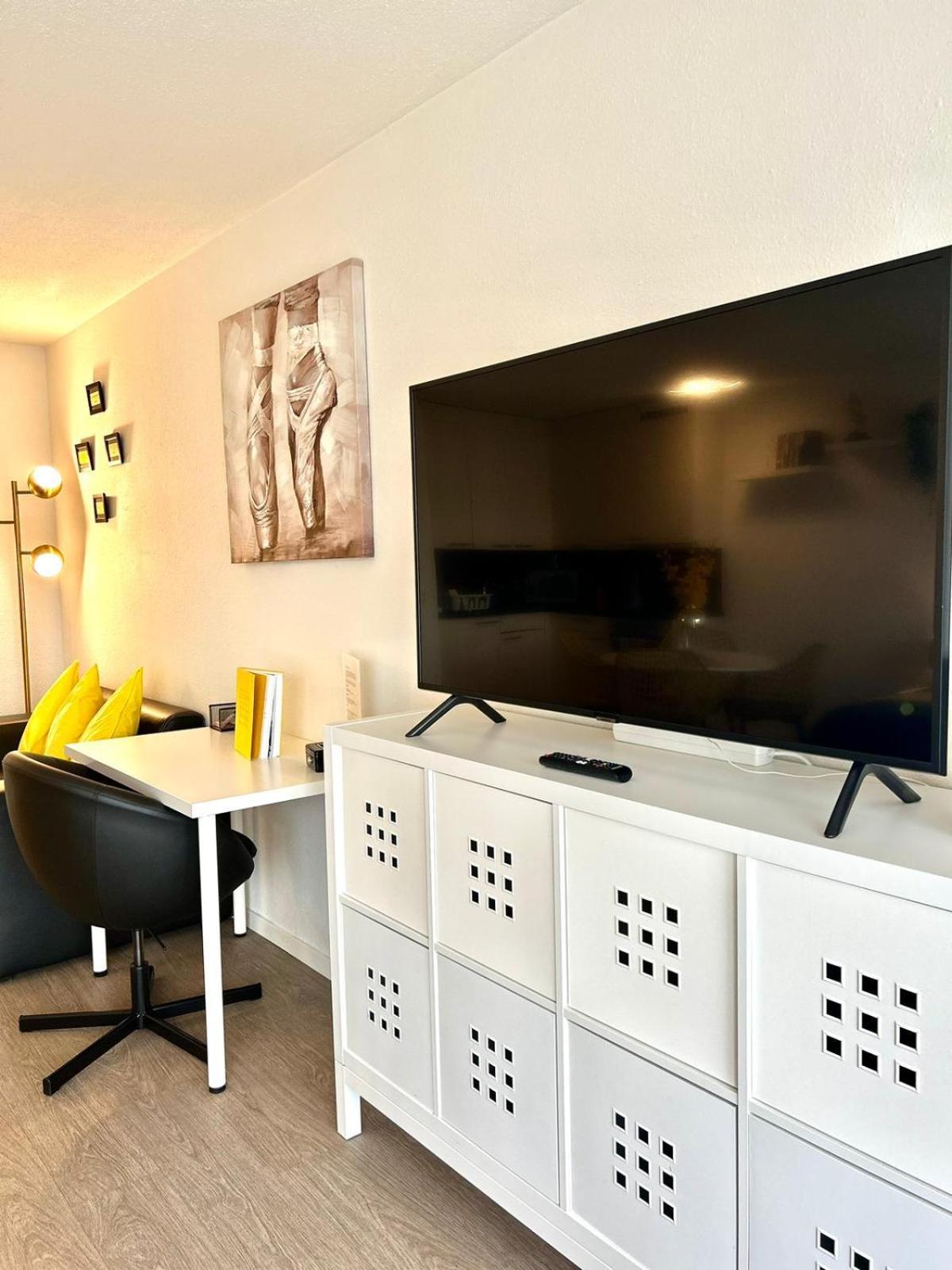 Little Penthouse **** Apartment Dietikon Exterior foto