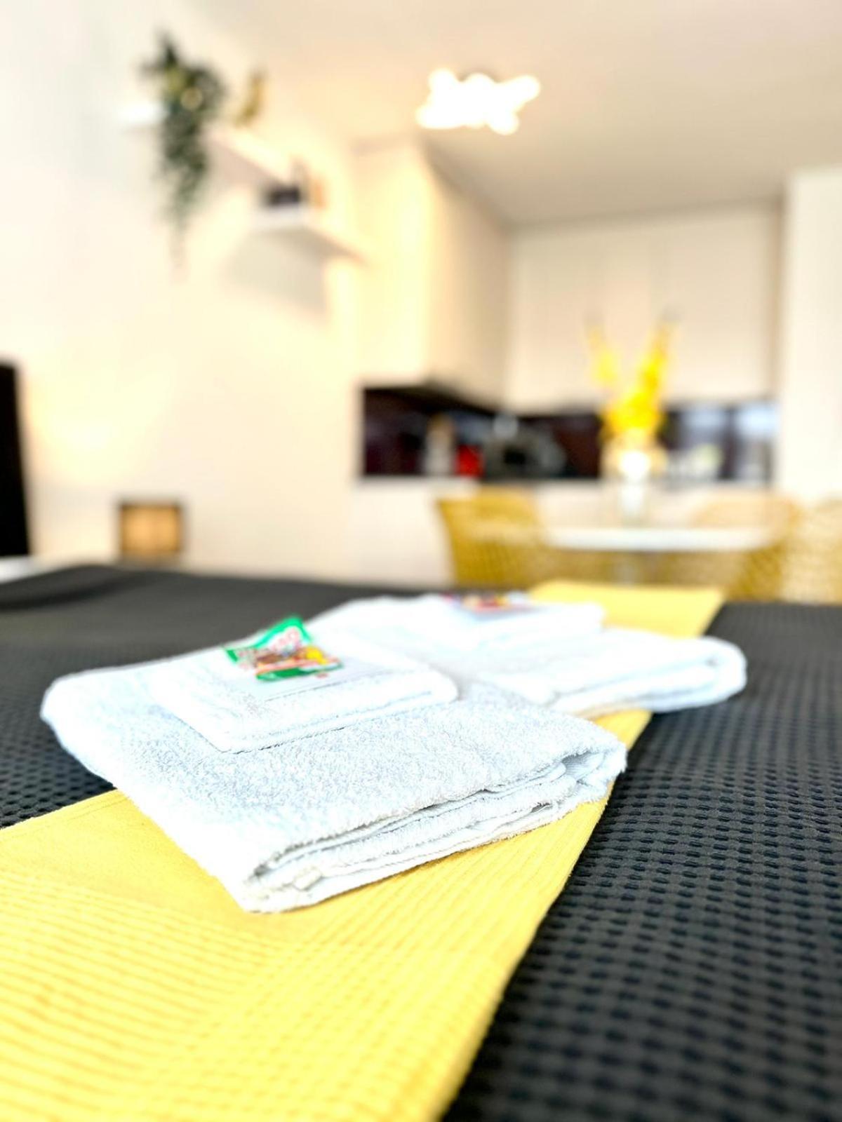 Little Penthouse **** Apartment Dietikon Exterior foto