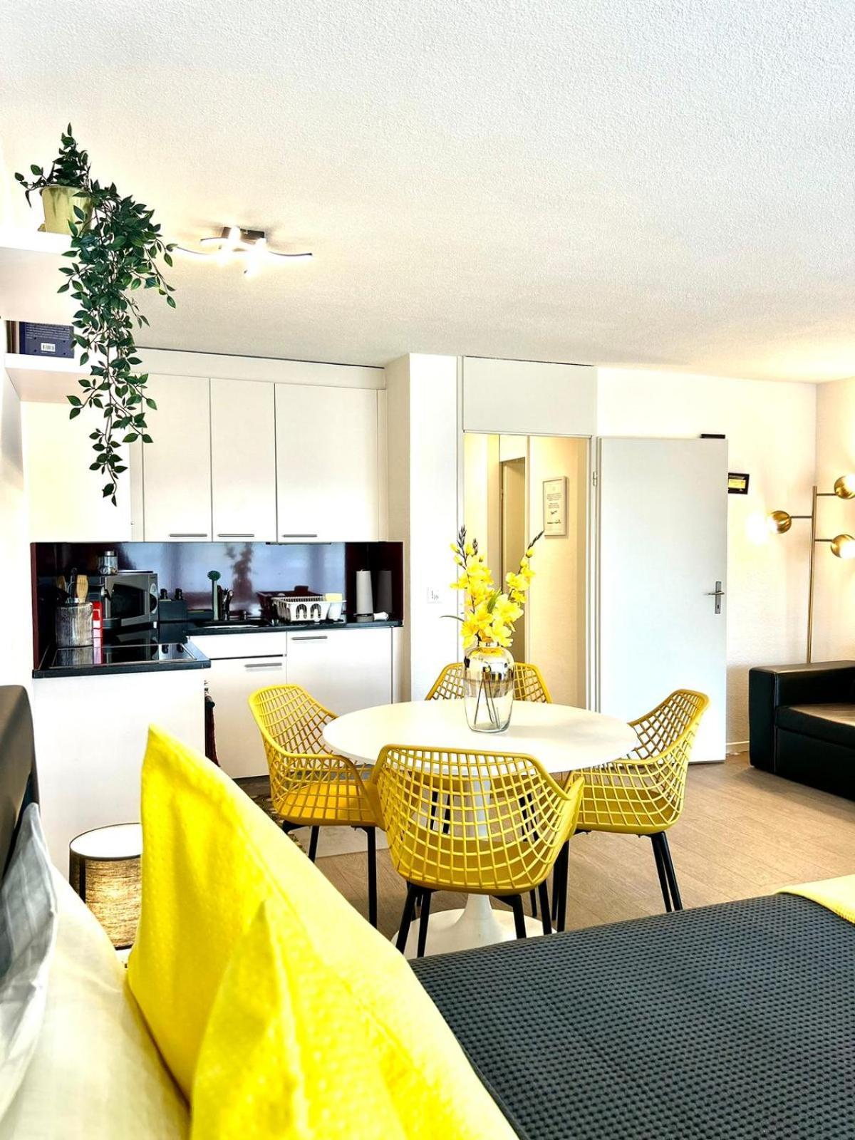 Little Penthouse **** Apartment Dietikon Exterior foto