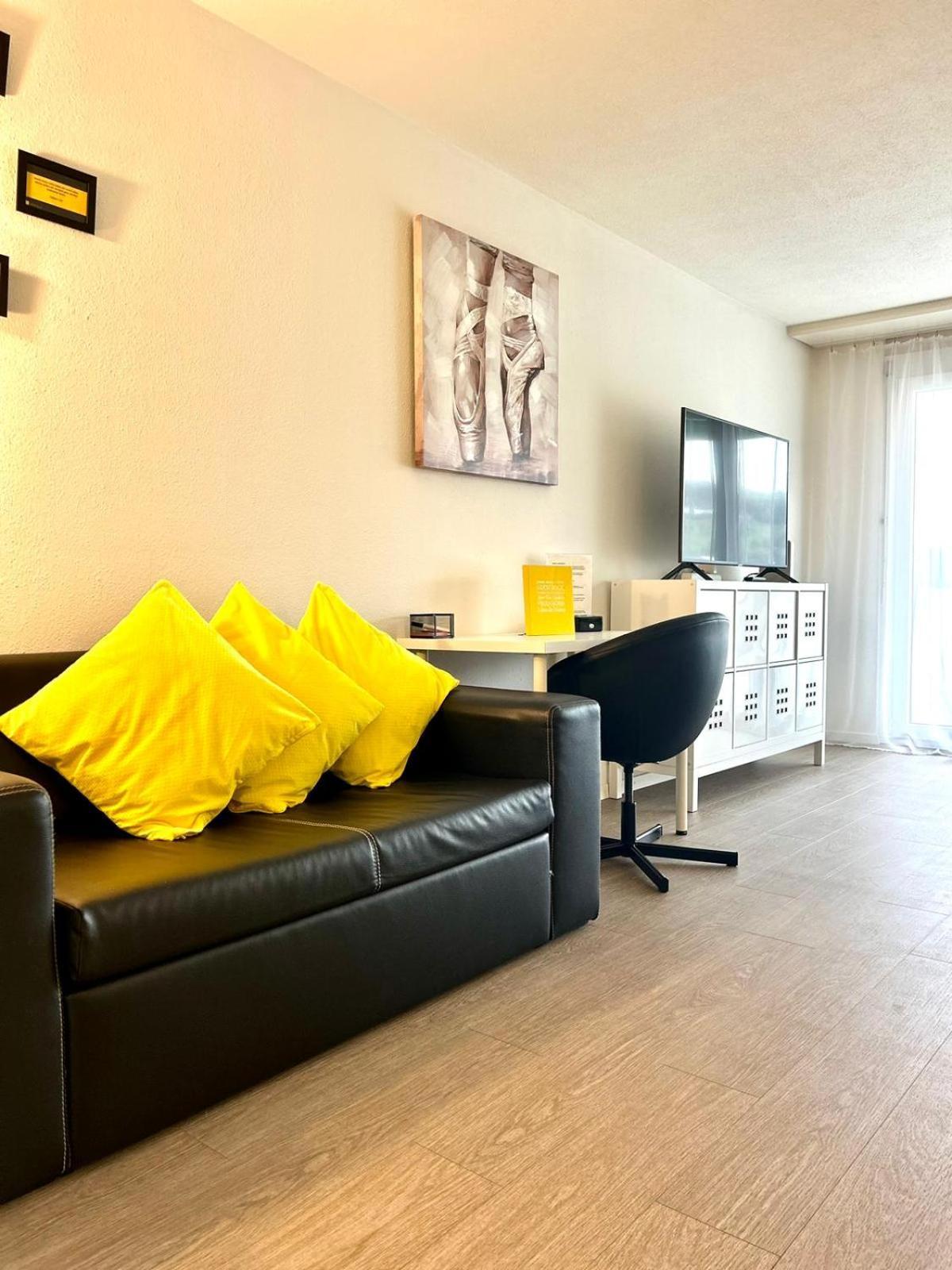 Little Penthouse **** Apartment Dietikon Exterior foto