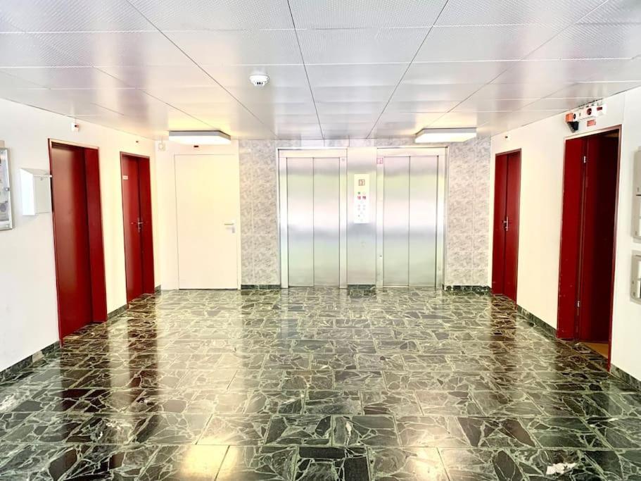 Little Penthouse **** Apartment Dietikon Exterior foto