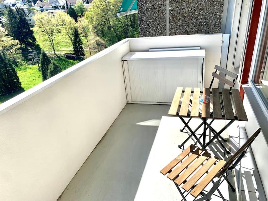 Little Penthouse **** Apartment Dietikon Exterior foto