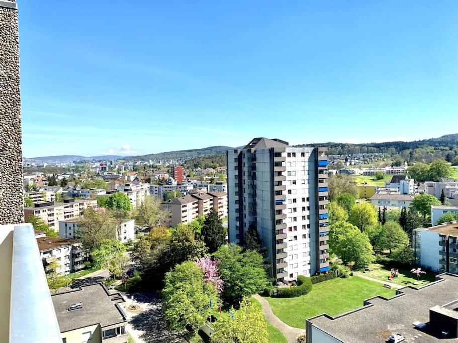 Little Penthouse **** Apartment Dietikon Exterior foto